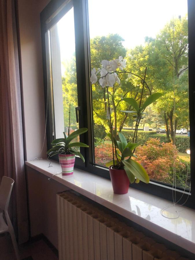 Albergo Casa Dell'Ospite เบรเชีย ภายนอก รูปภาพ