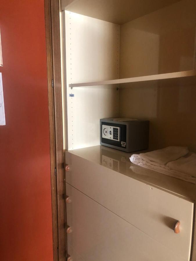 Albergo Casa Dell'Ospite เบรเชีย ภายนอก รูปภาพ